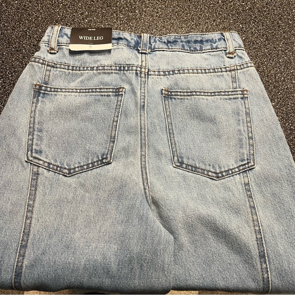 NWT Future Collective Women’s Mid Rise Wide Leg Jeans, Relaxed Jean Size 0 - Picture 12 of 14